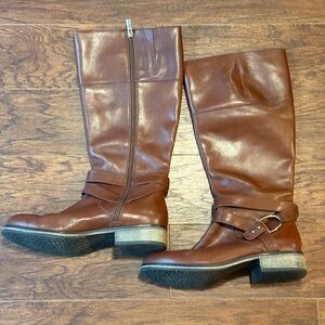 Bandolino Chestnut Heeled Boots Size 9.5 M with Block Heel- zipper closure